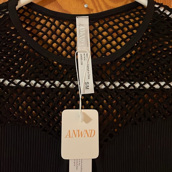 NWT Long Sleeve Fishnet Crop Top (S/M) - Picture 4 of 7